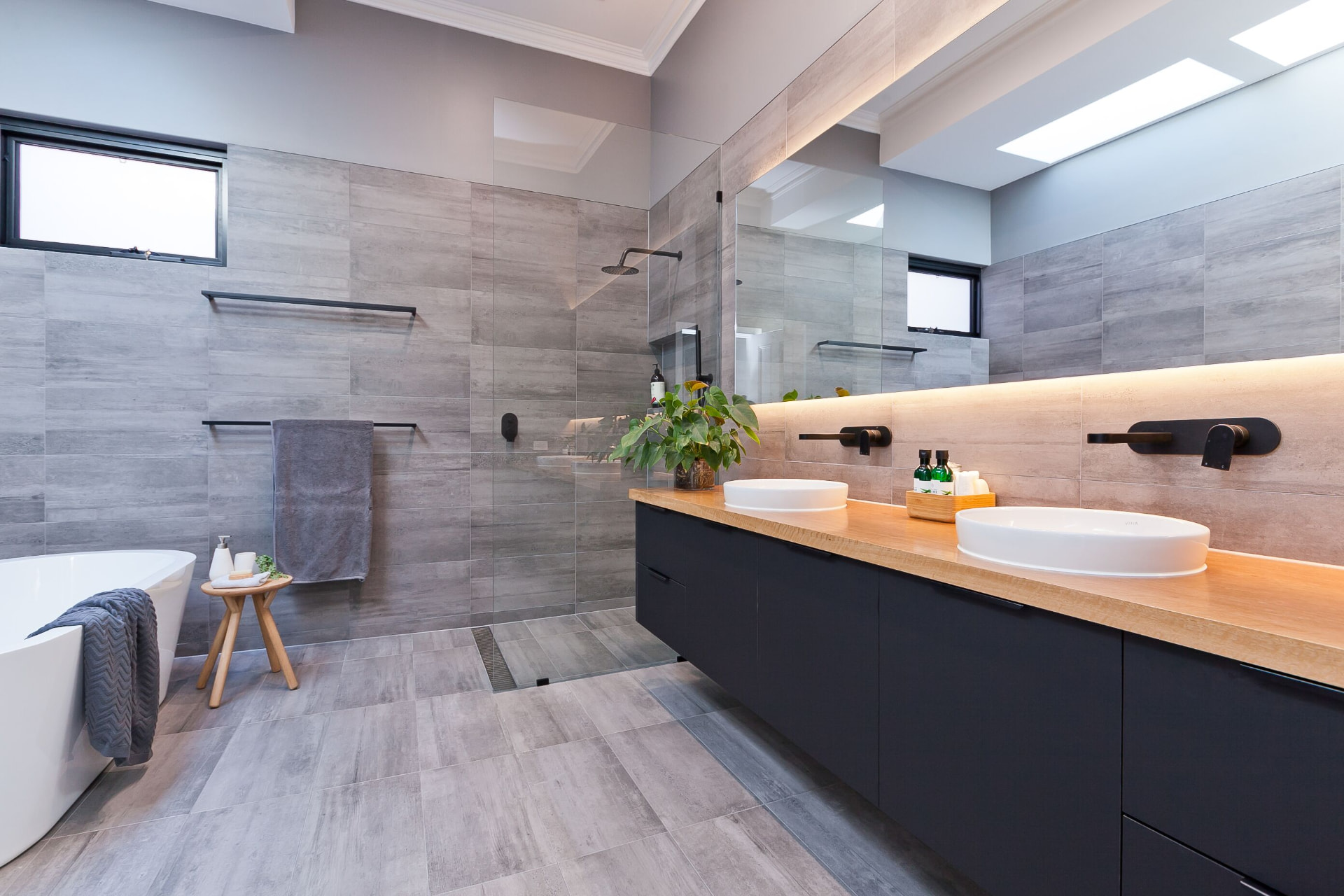 Modern grey double vanity design reference